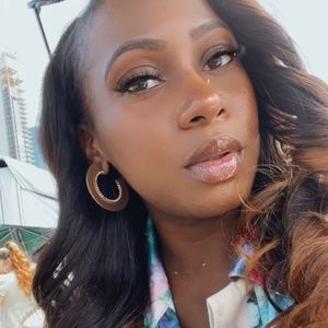 Meet your Posher, Janell